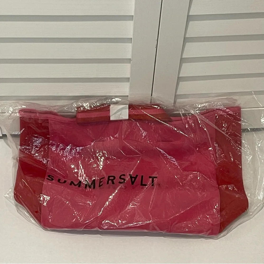 SUMMERSALT‎ Beach Tote Hand Bag Neoprene Red Pink/Rough Rose Color - NEW